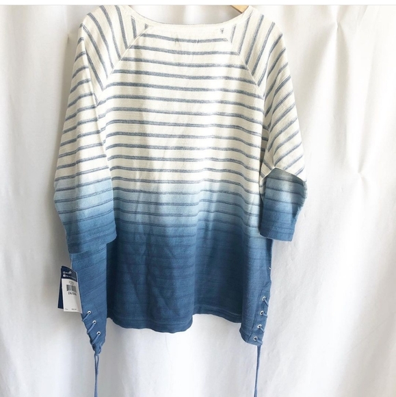 Chaps blue and white 3/4 sleeve sweatshirt - Picture 3 of 4